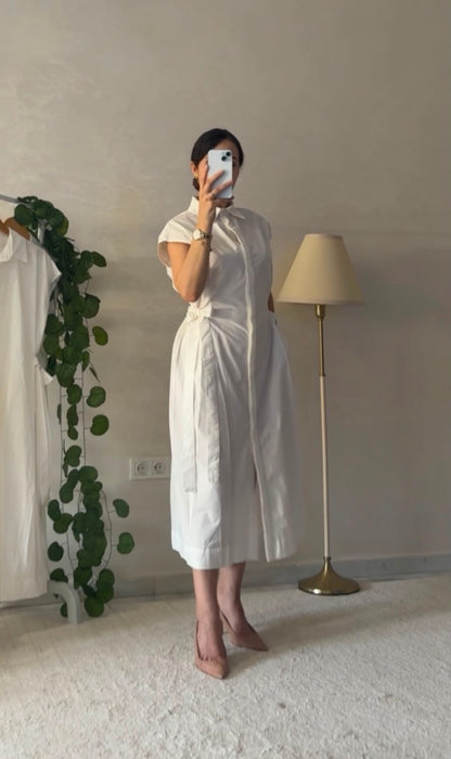 Robe Blanche – Élégance Intemporelle