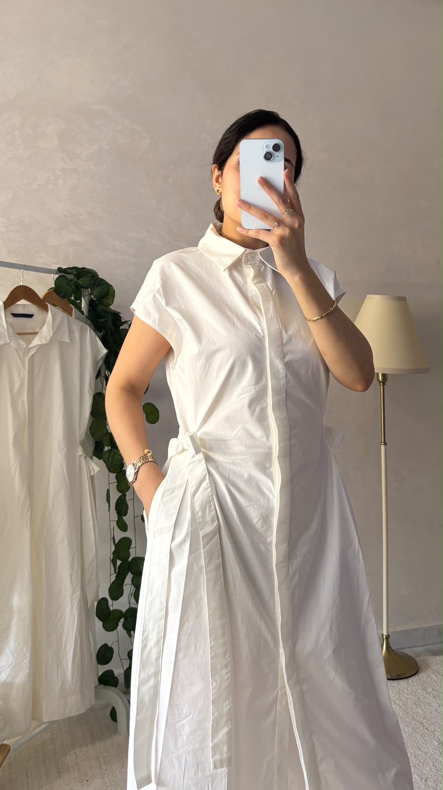 Robe Blanche – Élégance Intemporelle
